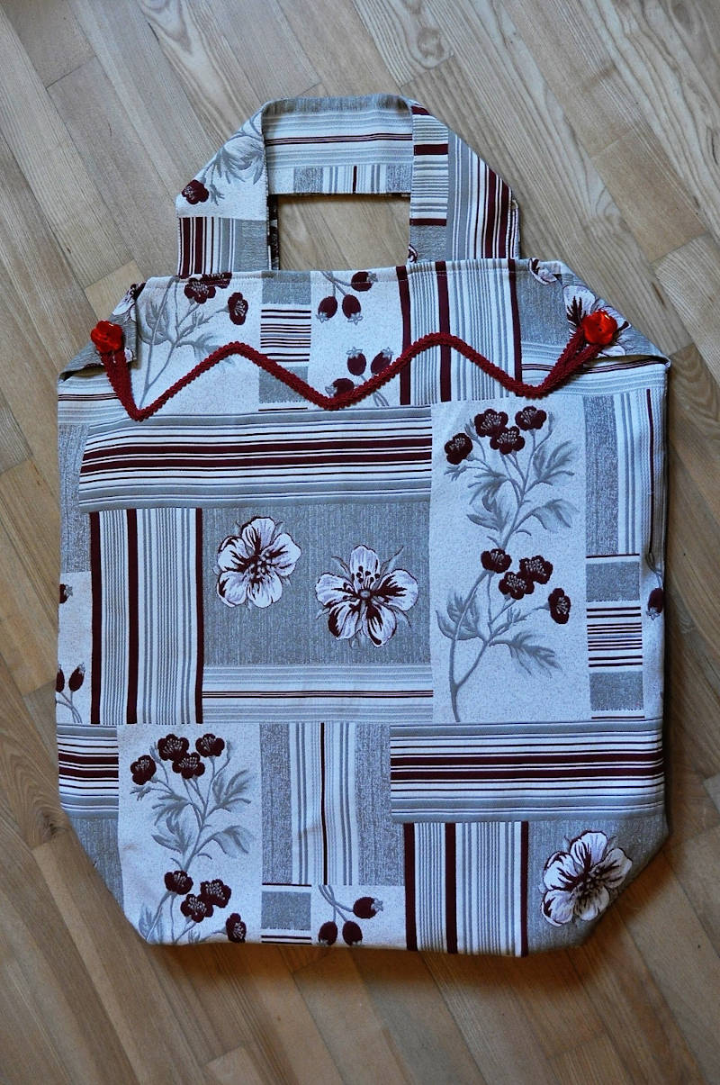 Sac de rangement pour un carreau de dentelle